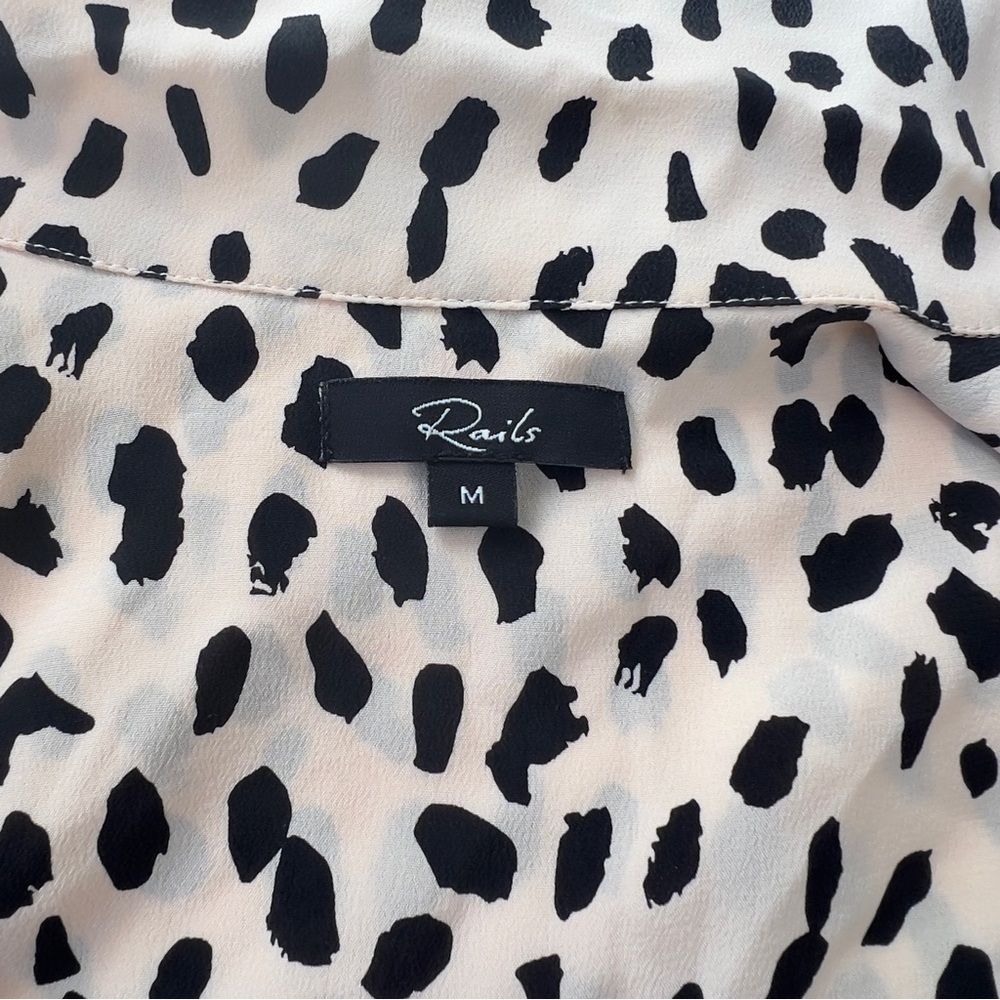 RAILS Rebel 100% Silk Button Down Blush Spotted Blouse, Sz M - Picture 7 of 10